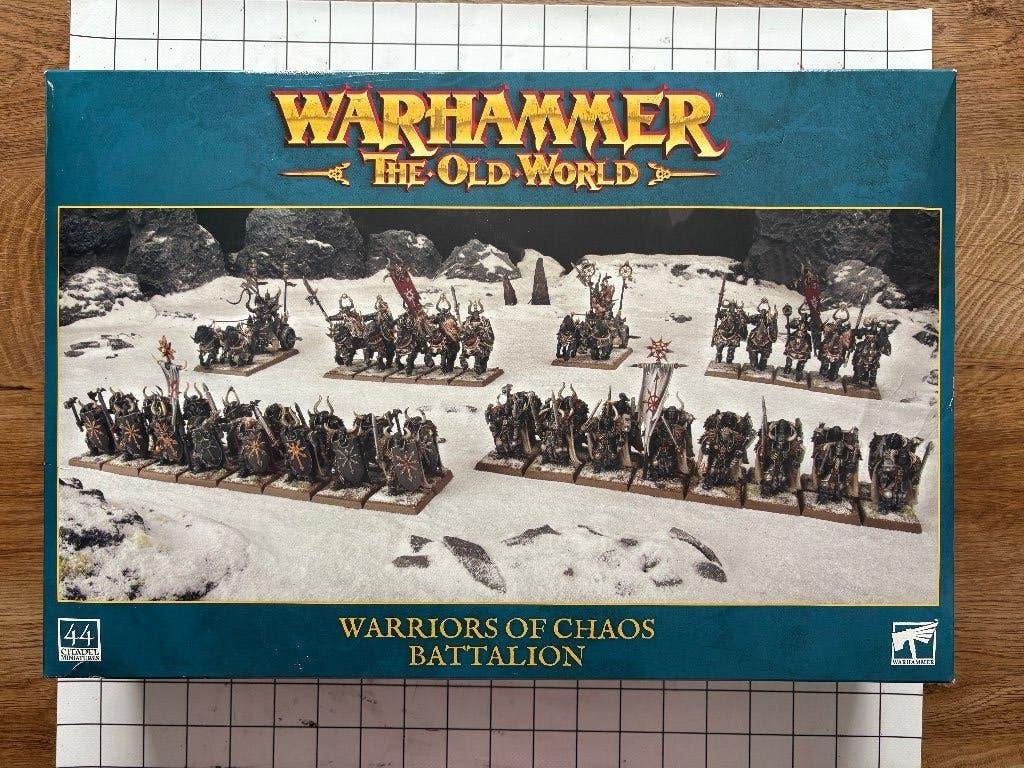 Warhammer: The Old World Warriors of Chaos Battalion, Hobby en Vrije tijd, Wargaming, Ophalen of Verzenden, Zo goed als nieuw
