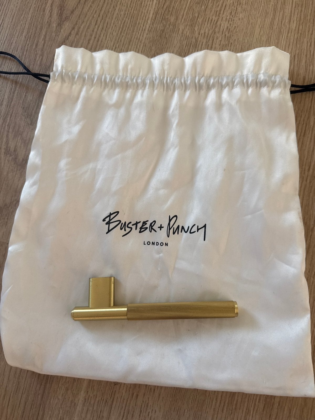Buster + Punch L-BAR / LINEAR handgreep - gouden - Nieuw, Overige typen, Goud, Nieuw, Ophalen of Verzenden