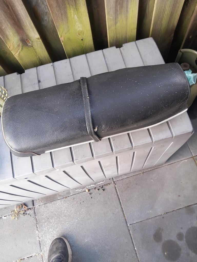 Buddyseat zundapp 517 zadel.  Origineel., Fietsen en Brommers, Ophalen of Verzenden, Gebruikt, Zadel