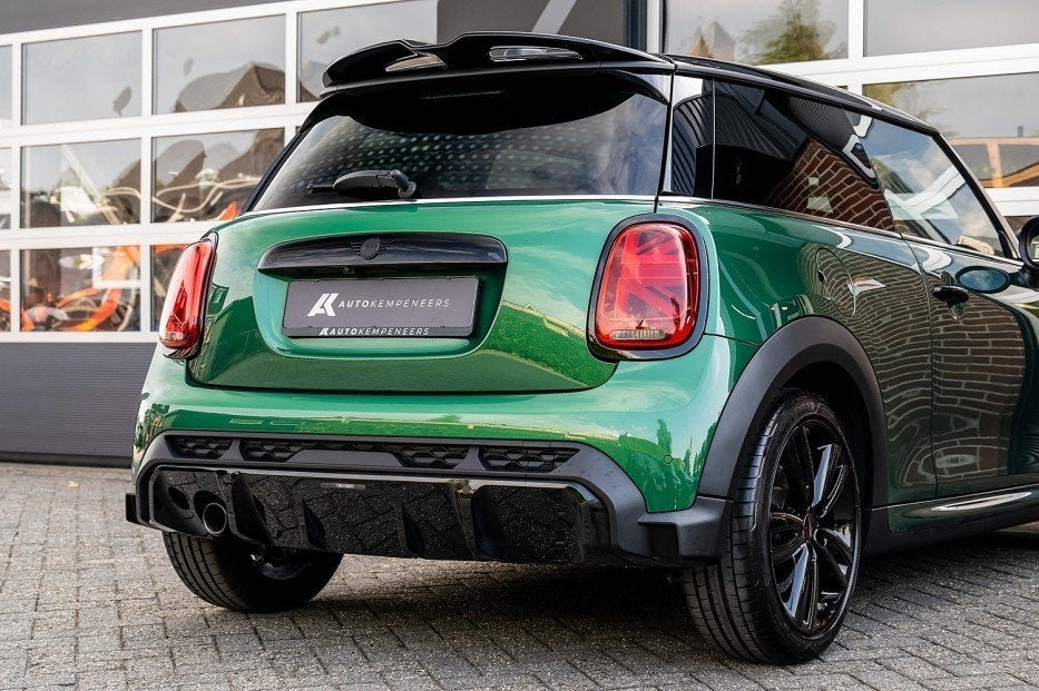 MINI Cooper John Cooper Works Trim | Camera | Adaptive Suspe, Auto's, Mini, 136 pk, Gebruikt, 4 stoelen, Leder