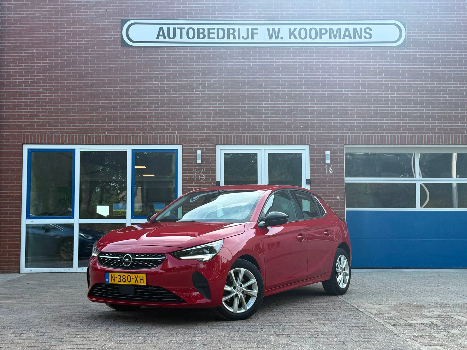 Opel Corsa 1.2 Elegance, Auto's, Dealer onderhouden, Gebruikt, 49 €/maand, Origineel Nederlands