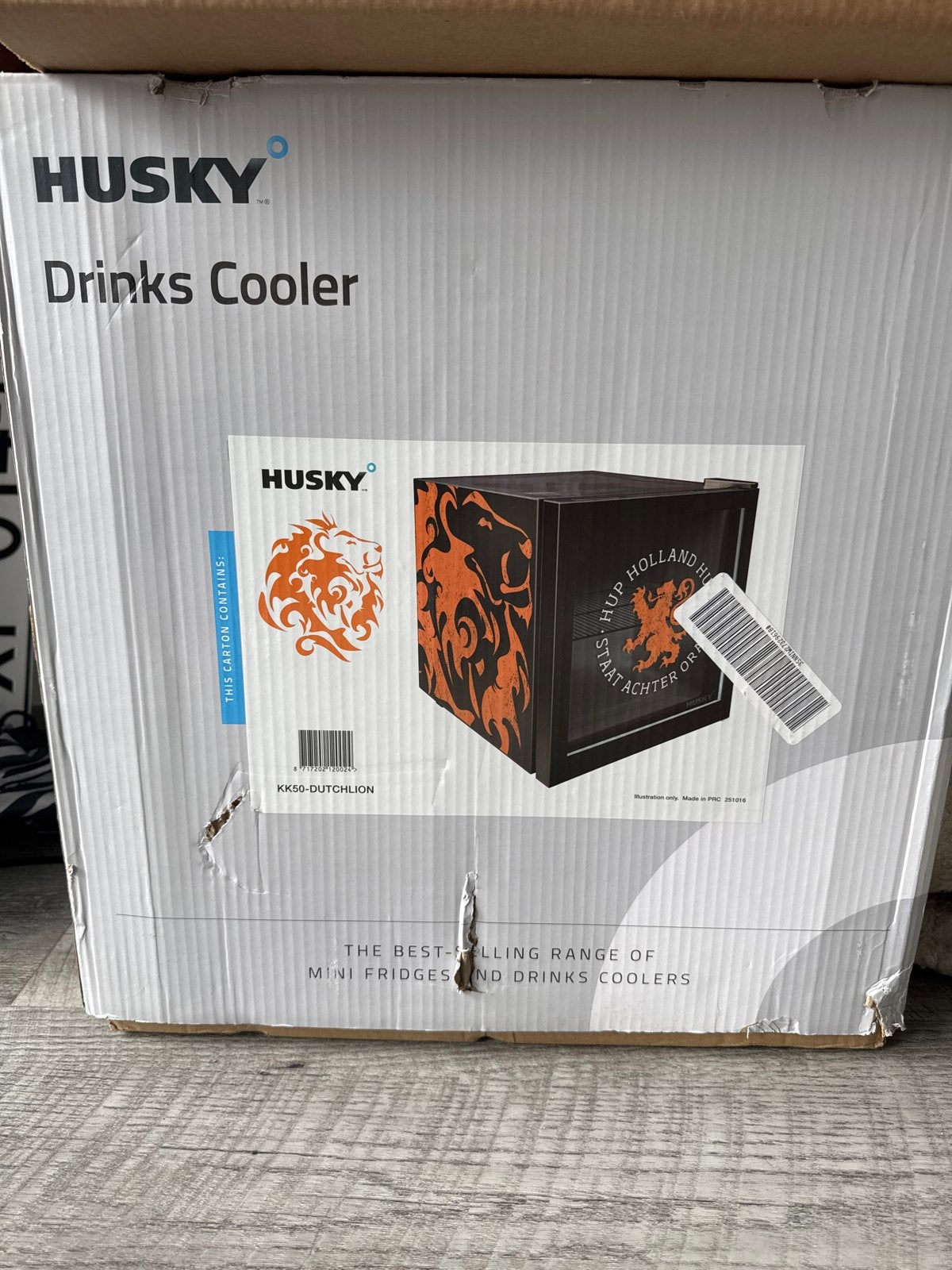 Husky Drinks Cooler KK50-DUTCHLION - Oranje Leeuw, Witgoed en Apparatuur, Zonder vriesvak, Nieuw, Ophalen of Verzenden, Minder dan 75 liter