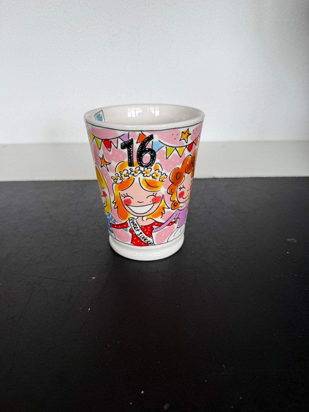 XL mok 16 jaar blond Amsterdam, Nieuw, Ophalen of Verzenden, Kop(pen) en/of Schotel(s), Aardewerk