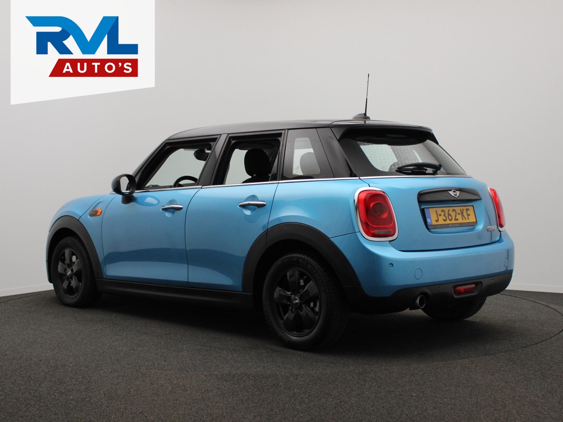 Mini Mini 1.5 Cooper Salt Business Navigatie Cruise/control, Auto's, Mini, Gebruikt, Euro 6, Blauw, 49 €/maand