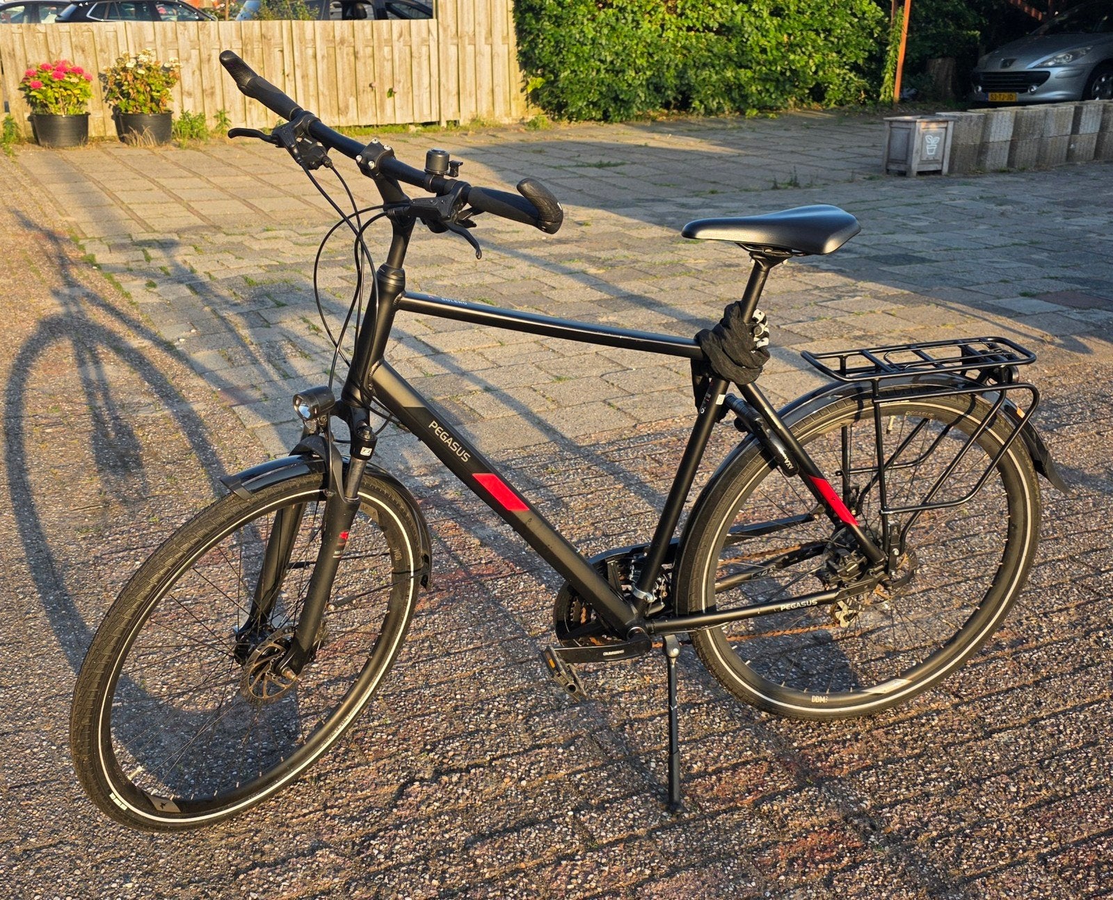 Pegasus Solero SL Disc 24 Black Matt H60, 28 inch, Vering, Zo goed als nieuw, 57 tot 61 cm