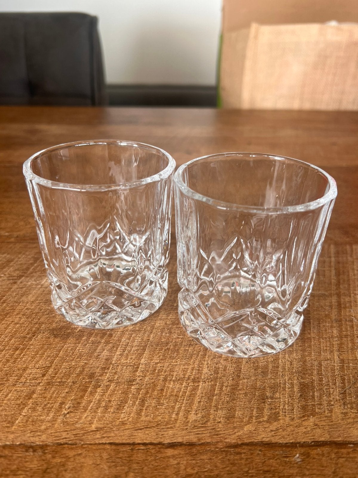 Twee kleine kristallen glazen, Verzamelen, Glas en Borrelglaasjes, Ophalen of Verzenden, Zo goed als nieuw, Overige typen