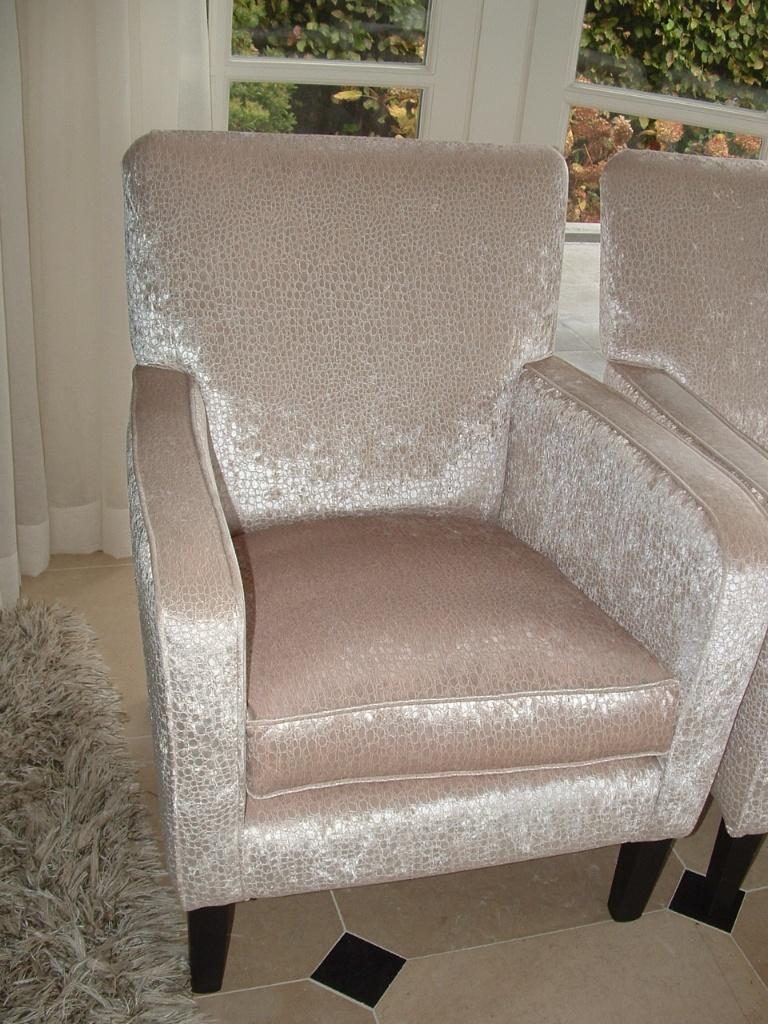 Gorinchem: 2x Belgano fauteuil stoel + 2x poef dierenprint, Ophalen, Zo goed als nieuw, 75 tot 100 cm, 50 tot 75 cm