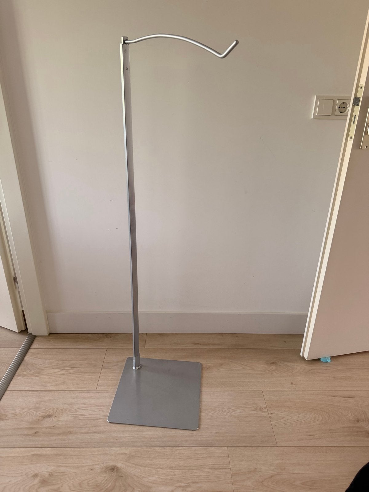 Verstelbare piekstok voor klamboe met voet - tot 2 meter, Ophalen, Overige merken, Inclusief standaard, Zo goed als nieuw