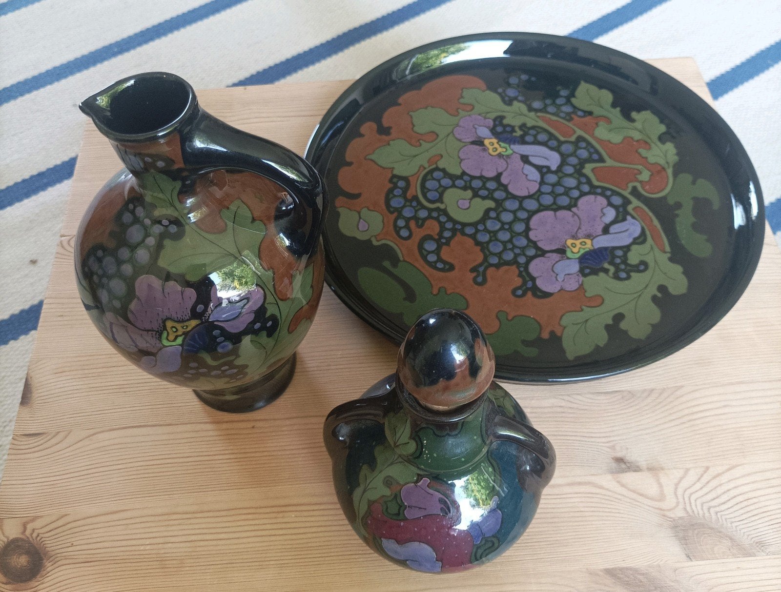 Gouda Holland  Regina WB keramiek vaas, bord, Antiek en Kunst, Ophalen