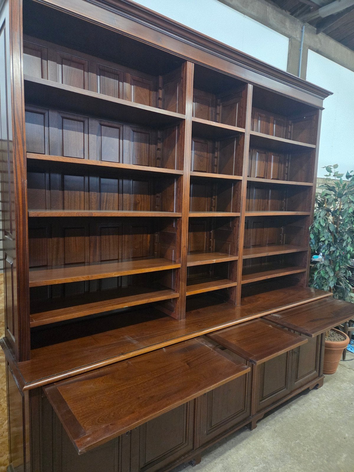 Foto 6 van prachtige luxe XXL  boekenkast ~ bibliotheekkast ~ wandkast