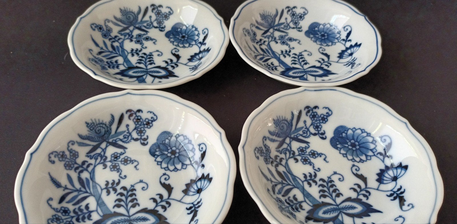 4 schaaltjes van Blue Danube, Ophalen of Verzenden