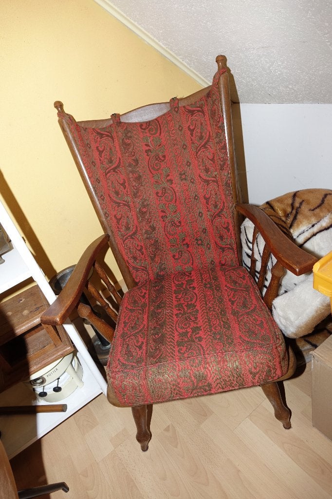 Vintage Houten Fauteuil met Rood Patroon, Ophalen