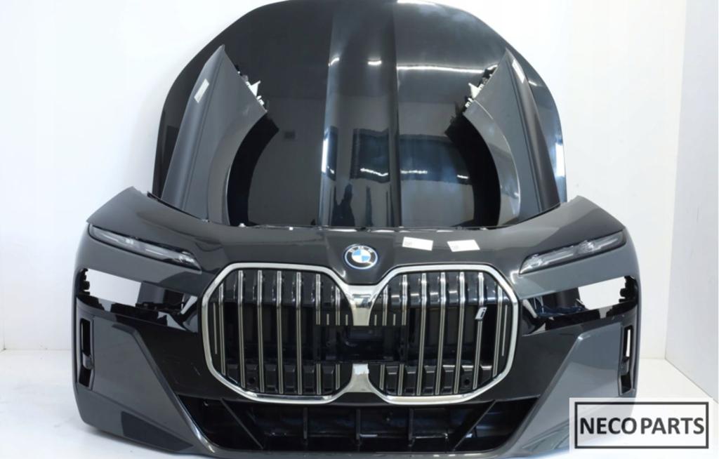 BMW G70 i7 VOORKPOP C36 ORIGINEEL COMPLEET ALLES LEVERBAAR!!, Gebruikt, -, Ophalen of Verzenden, Achter