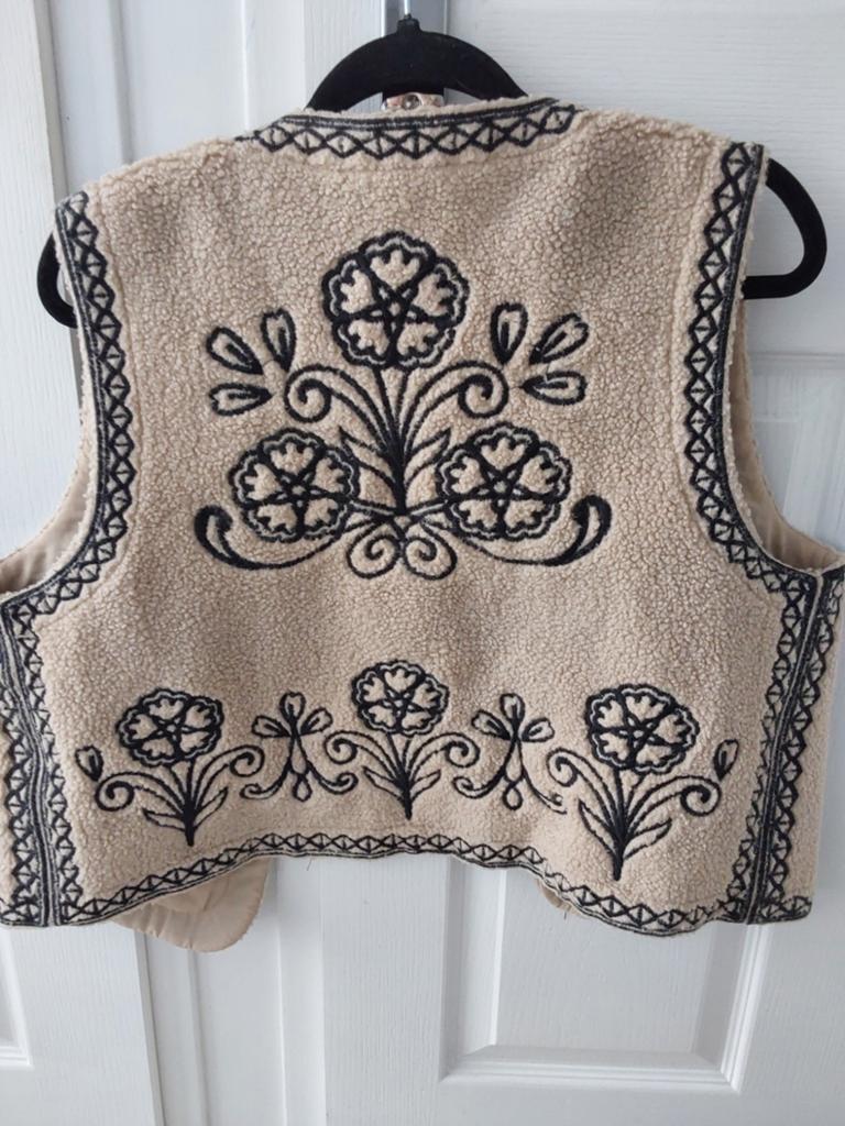Teddy Gilet van My Jewellery, Kleding | Dames, Bodywarmers, Ophalen, Zo goed als nieuw, Beige