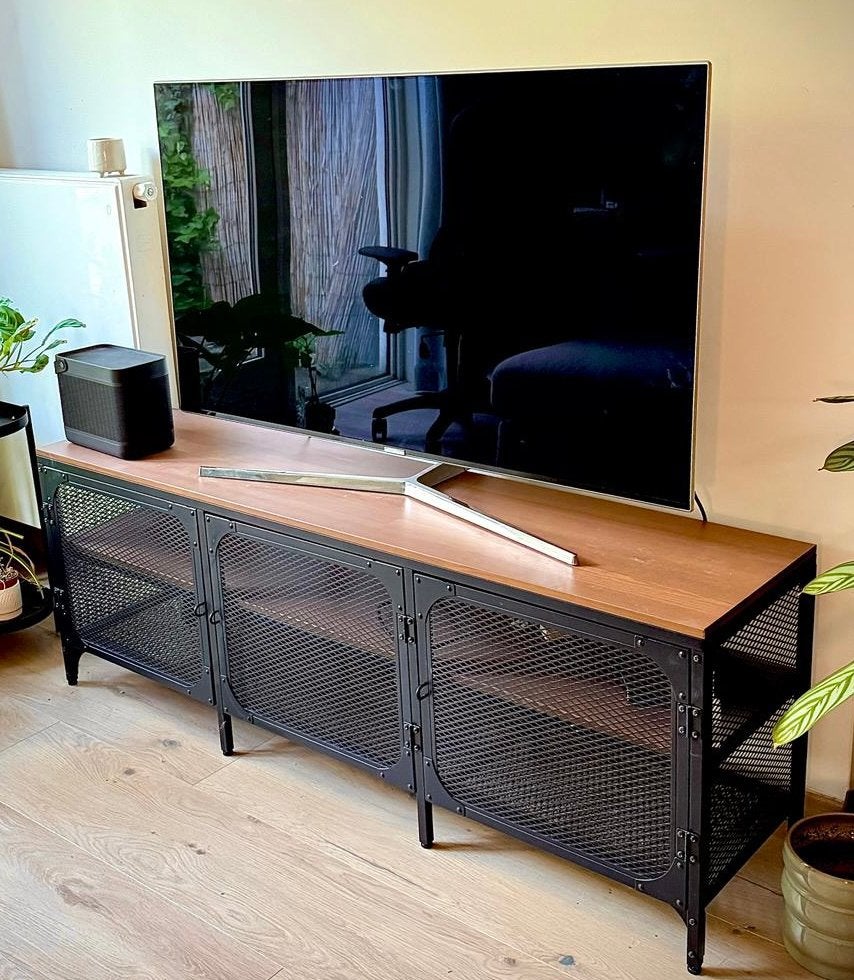 TV bench/meubel FJÄLLBO, Huis en Inrichting, Kasten | Dressoirs, Ophalen, Zo goed als nieuw, 25 tot 50 cm