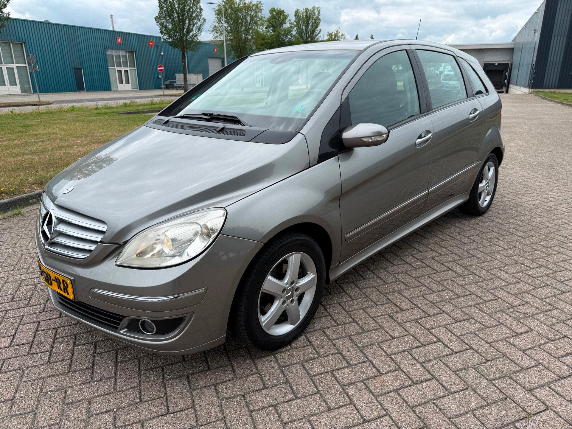 Mercedes-Benz B-klasse 170, Voorwielaandrijving, 15 km/l, Gebruikt, 4 cilinders