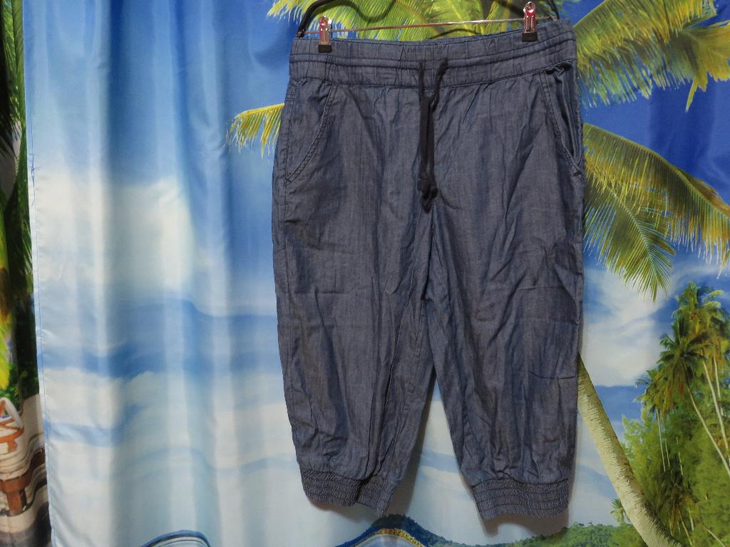 blauwe harem achtige broek spijkerstof mt 31 = mt 38 Only, Maat 38/40 (M), Only, Blauw, Ophalen of Verzenden