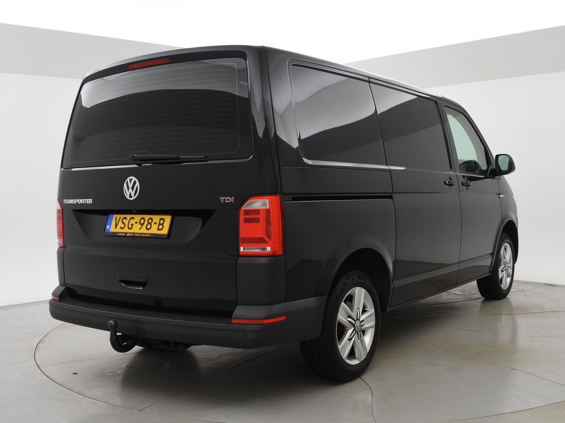 Volkswagen Transporter 2.0 TDI 204 PK DSG + LEDER | APPLE CA, Stof, Gebruikt, 4 cilinders, Volkswagen