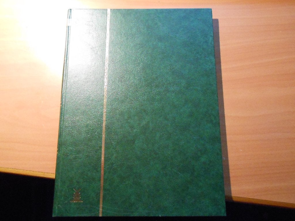 postzegelverzameling Bermuda in insteekalbum, Postzegels en Munten, Postzegels | Volle albums en Verzamelingen, Ophalen of Verzenden