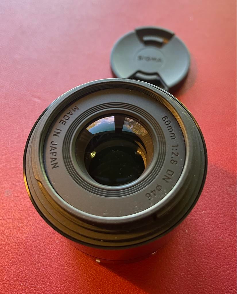 Sigma 60mm f/2.8 DN objectief voor Sony E-mount, Ophalen of Verzenden, Zo goed als nieuw, Standaardlens