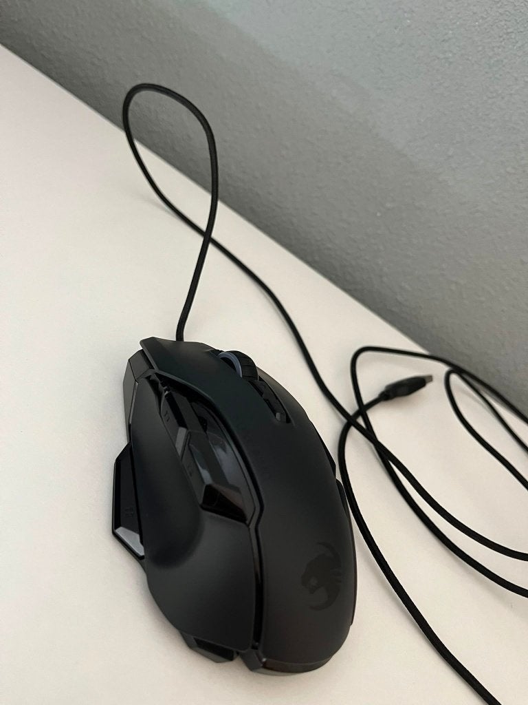 Roccat Kone Aimo Remastered Zwart, Computers en Software, Muizen, Muis, Gaming muis, Nieuw, Ophalen of Verzenden
