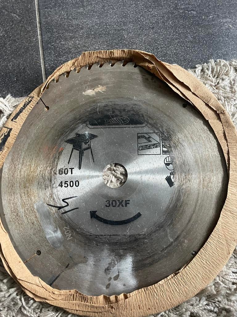 zaagblad, Cirkelzaag, 70 mm of meer, Ophalen of Verzenden, Zo goed als nieuw