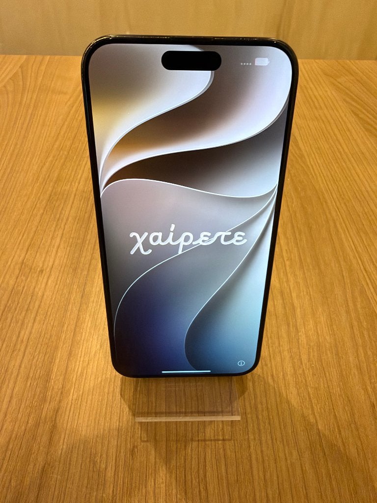 Apple iPhone 15 Pro Max 256GB Titanium blue - second life, 256 GB, Contactus.nl@euro.apple.com, Blauw, IPhone 15 Pro Max