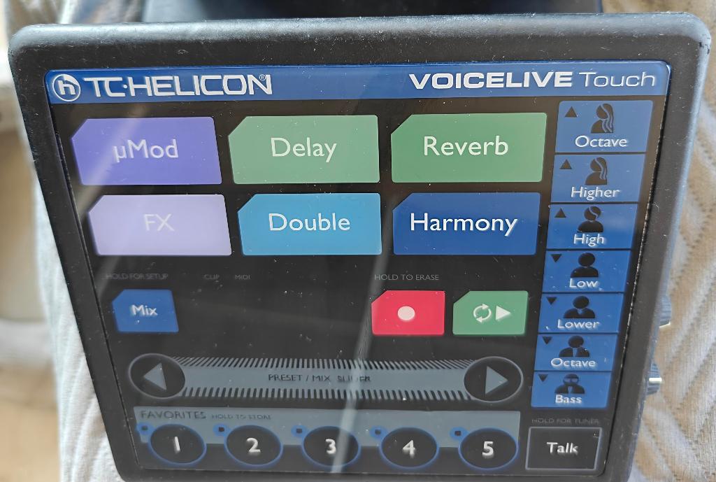 ≥ TC Helicon VoiceLive Touch - vocal-harmony processor — Effecten