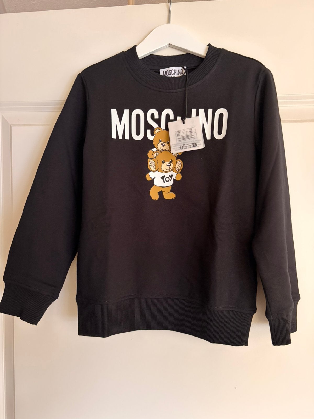MOSCHINO Black 116, Ophalen of Verzenden, Nieuw, Jongen of Meisje