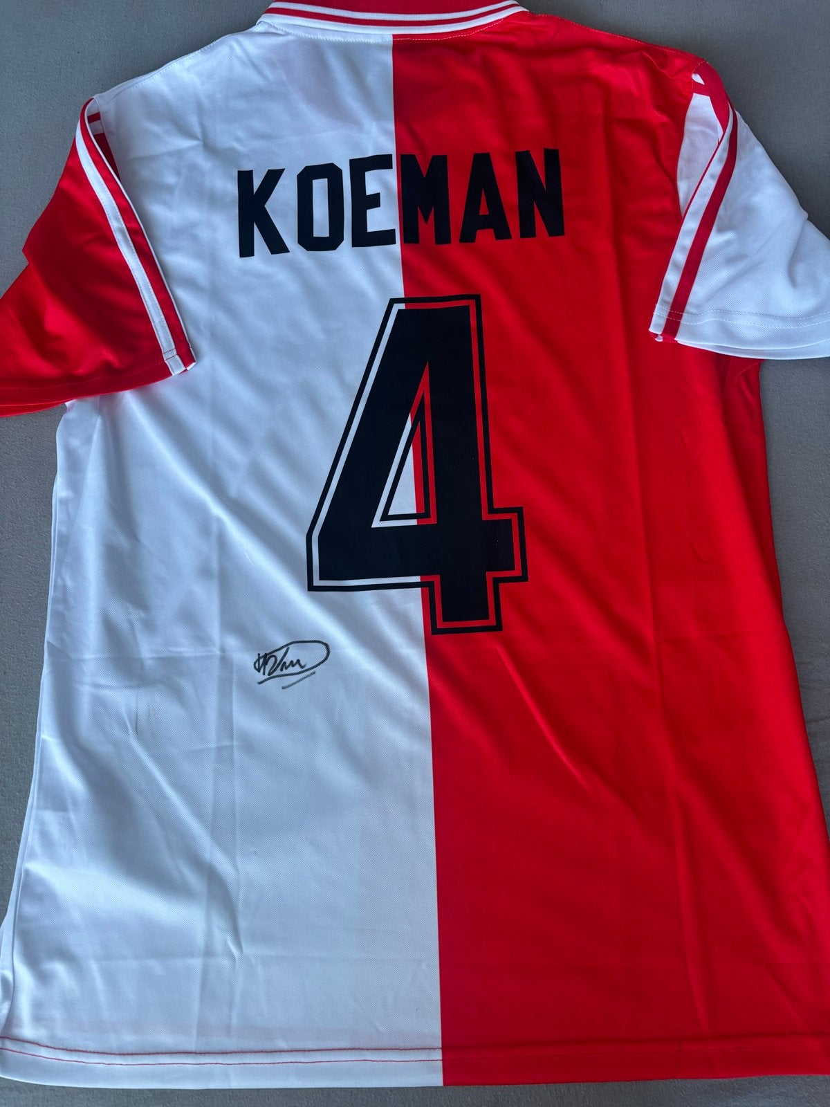 Ronald Koeman Gesigneerd Voetbalshirt (Replica) - V.a. € 150, Verzenden, Nieuw, Shirt
