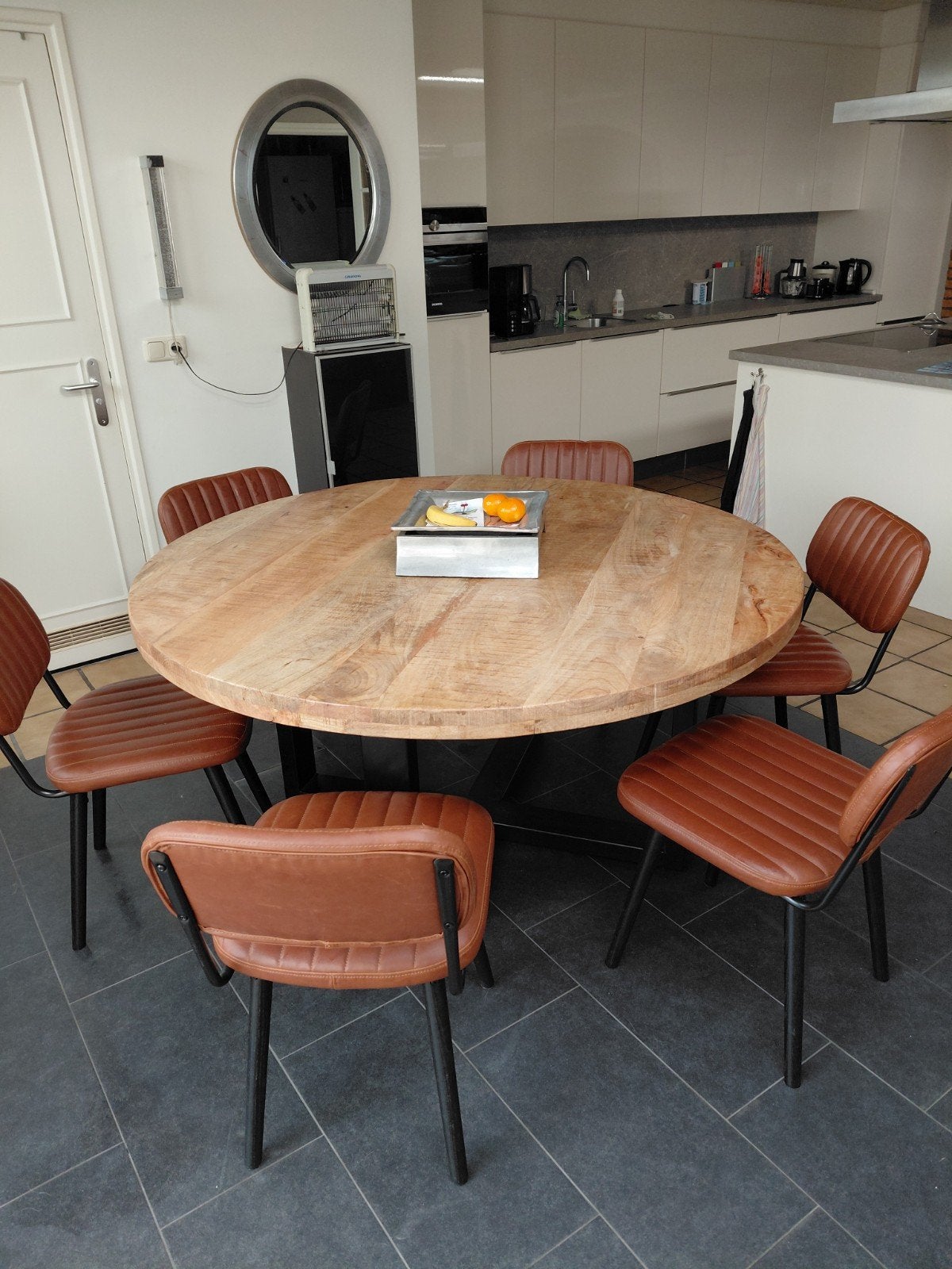 ronde eetkamer met 6 stoelen, Ophalen, Bruin, Zo goed als nieuw, Vijf, Zes of meer stoelen