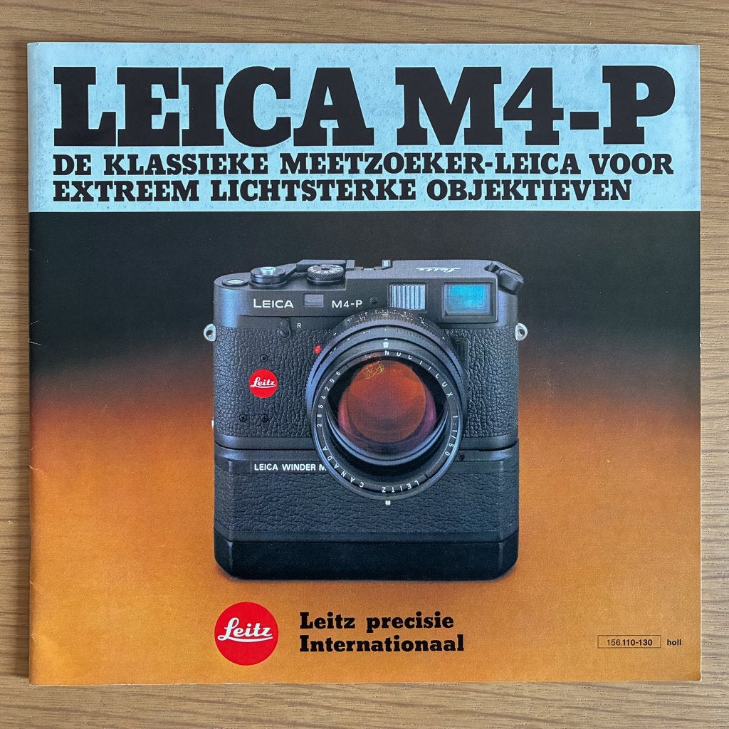 Nederlandstalige folders van Leica M4-P, R4, R4s, en de M6, Ophalen of Verzenden, Zo goed als nieuw