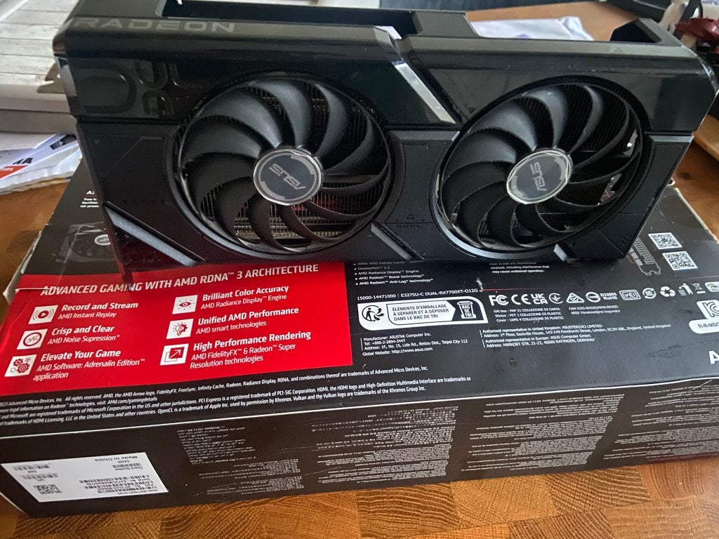 ASUS Dual AMD Radeon RX 7700 XT OC Edition 12GB, Computers en Software, Videokaarten, AMD, GDDR6, PCI-Express 4, Ophalen of Verzenden
