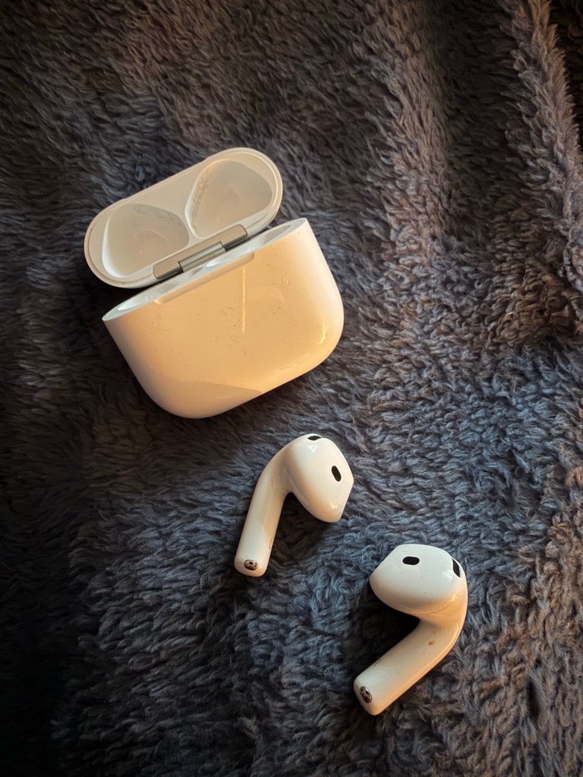 Apple AirPods 4 met MagSafe-oplaadcase, Ophalen of Verzenden, Zo goed als nieuw, Overige typen, Apple