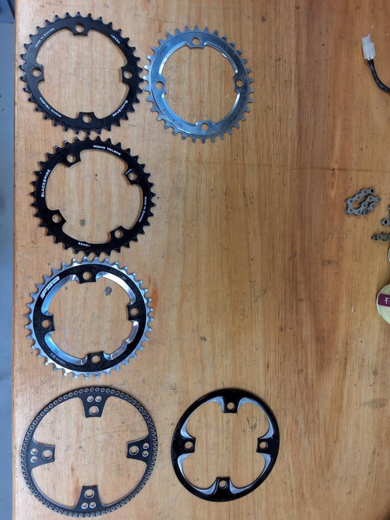 104 bcd singlespeed kettingbladen, Crankstel of Pedalen, Ophalen of Verzenden, Zo goed als nieuw, Aluminium