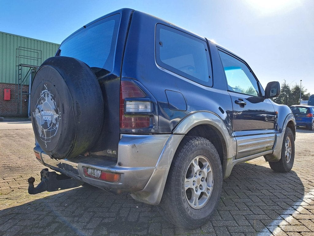 Mitsubishi Pajero 3.2 Di-D GLS Panel Van Export, Auto's, Automaat, Stof, Gebruikt, 2800 kg