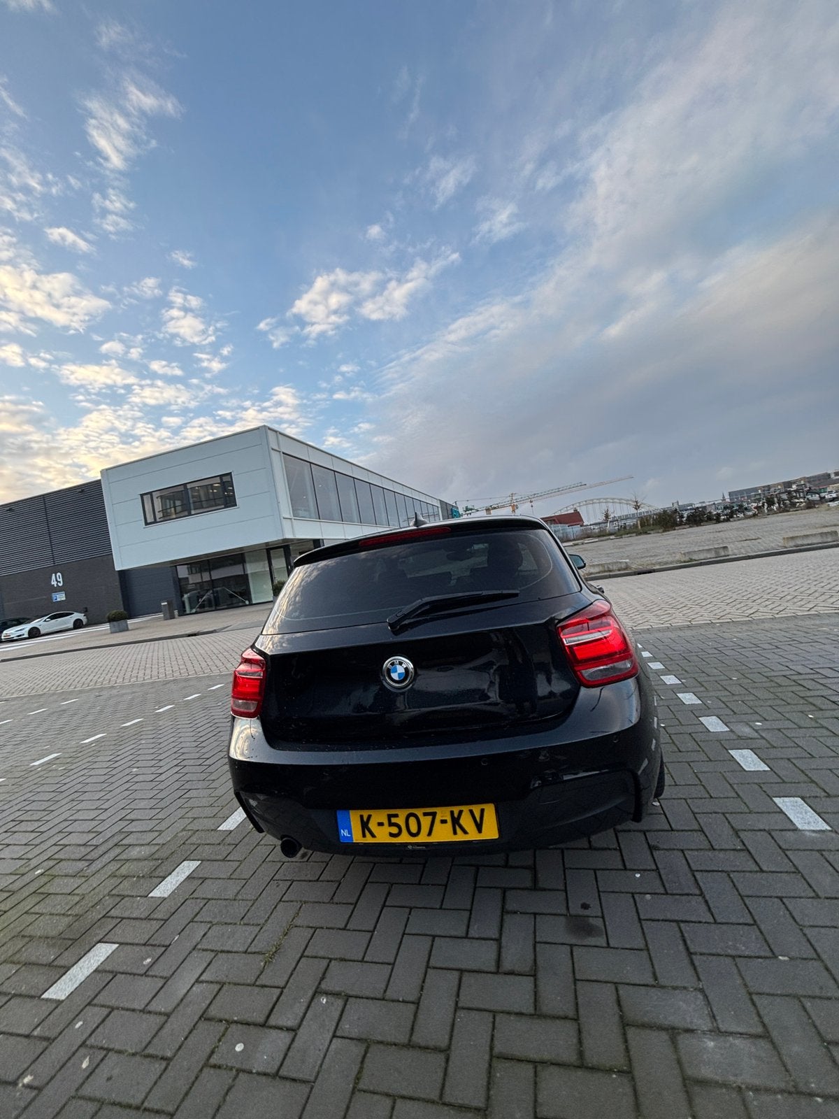 Foto 18 van BMW 1-Serie 116I 100KW 5DR 2014 Zwart
