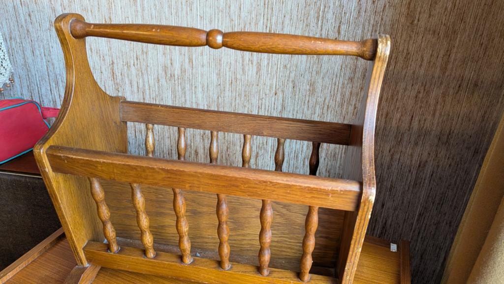 Krantenbak, Huis en Inrichting, Woonaccessoires | Krantenbakken en Lectuurbakken, Ophalen