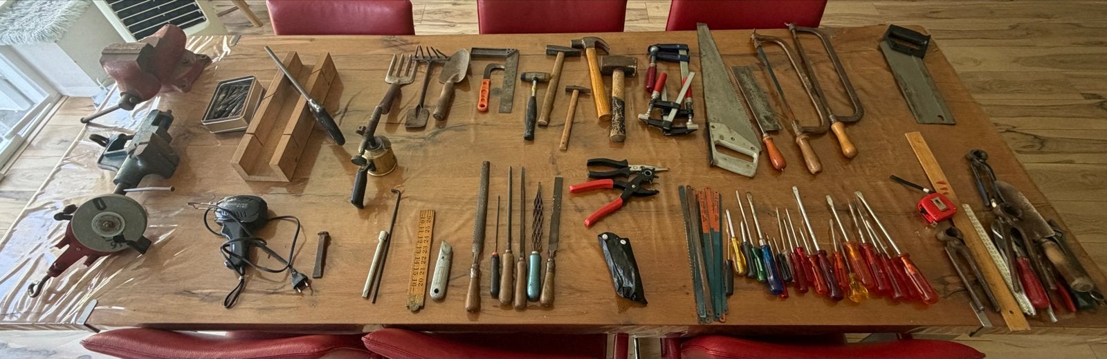 Grote verzameling/ partij oud gereedschap uit erfenis, Ophalen