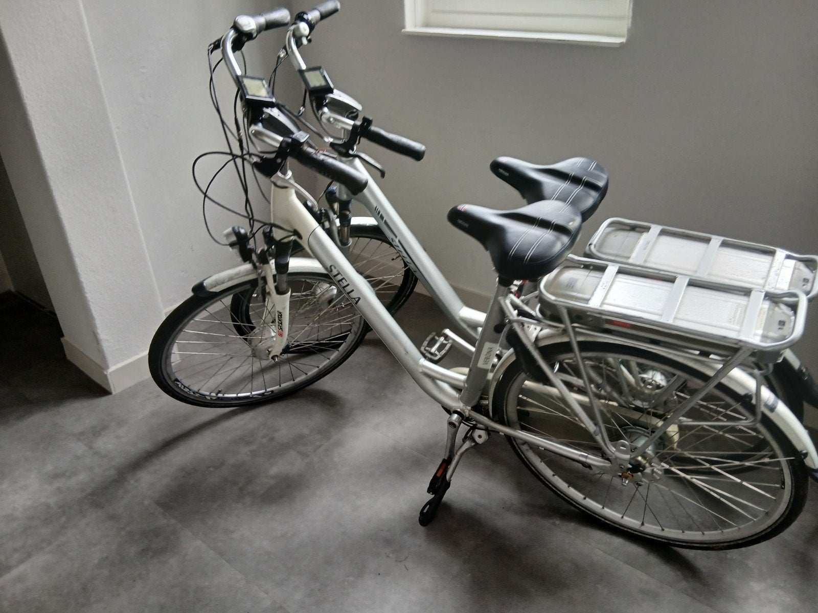 Stella fietsen  zeer goed, Fietsen en Brommers, Elektrische fietsen, Zo goed als nieuw, Overige merken, 51 tot 55 cm, Ophalen of Verzenden