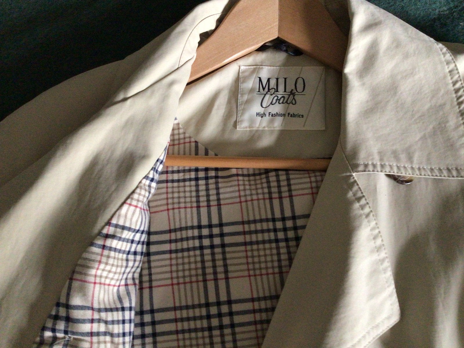 Trenchcoat    . Van Milo Coats, Ophalen, Zo goed als nieuw, Beige