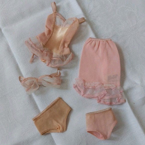 vintage Barbie #1655 Underfashions, Ophalen of Verzenden, Gebruikt, Fashion Doll