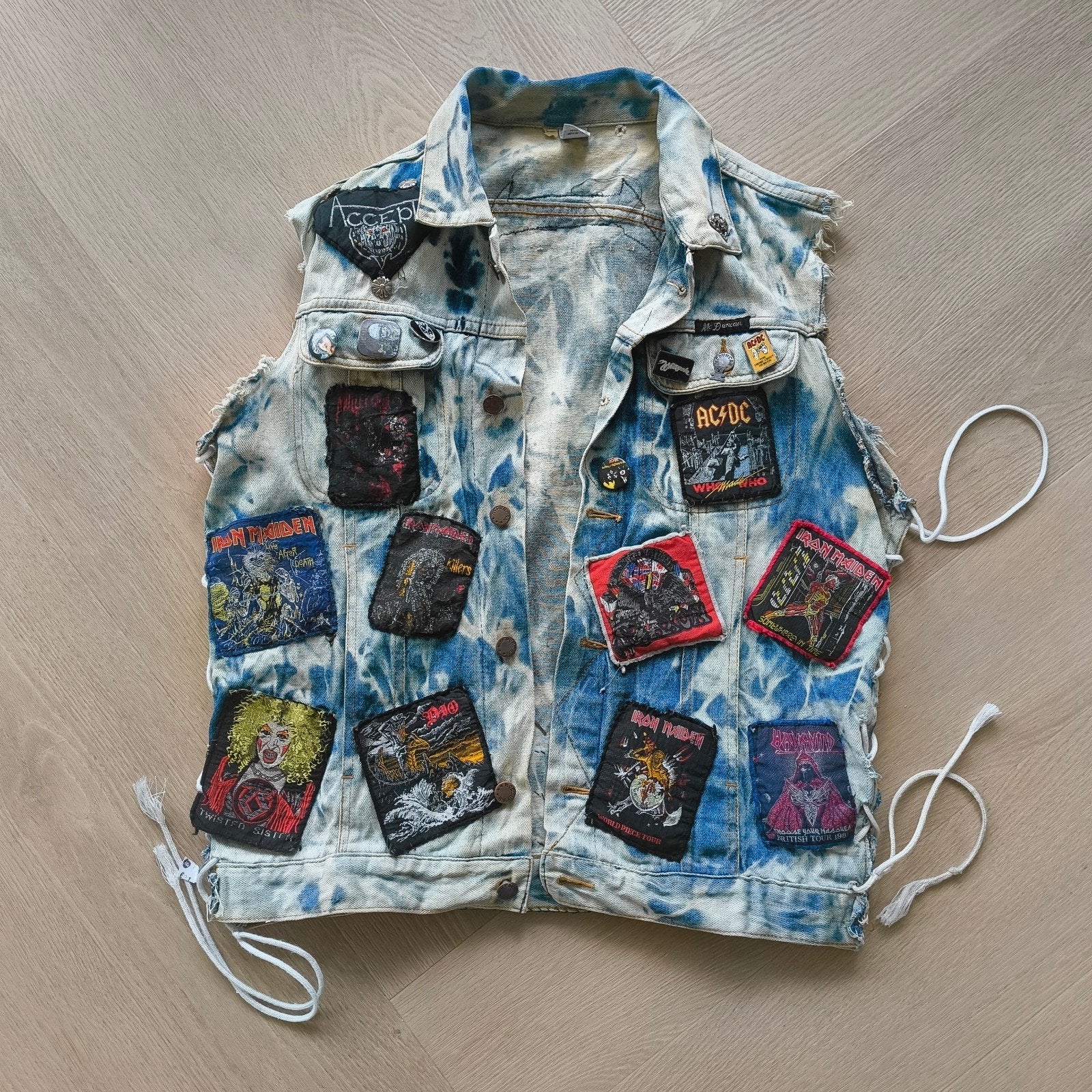 Origineel jaren 80 Denim Hardrock Battlevest, Verzamelen, Muziek, Artiesten en Beroemdheden, Ophalen of Verzenden, Gebruikt, Kleding