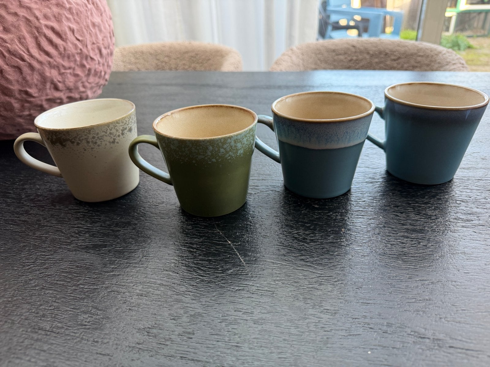 HKliving mokken set van 4 in diverse kleuren, Overige merken, Keramiek, Zo goed als nieuw, Mok
