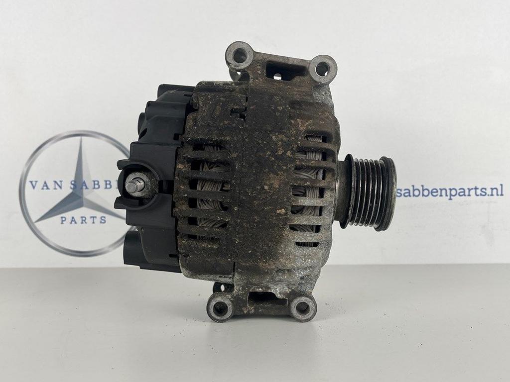 Dynamo Mercedes C-klasse OM651, Gebruikt, -, Ophalen of Verzenden, -