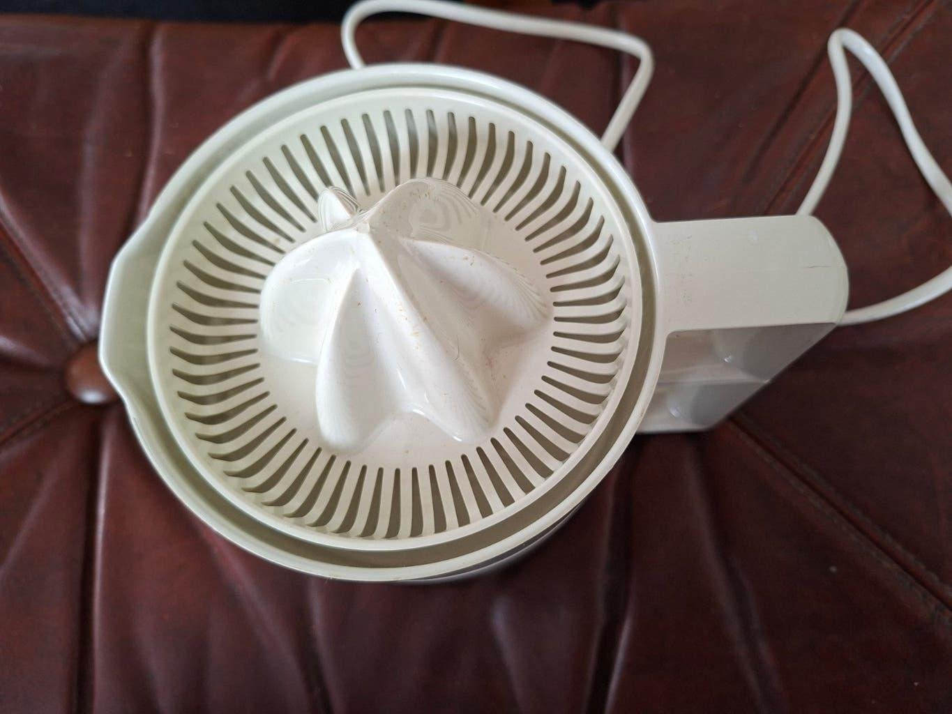 Braun Citruspers- Type 4173, Witgoed en Apparatuur, Ophalen of Verzenden, Zo goed als nieuw, Citruspers