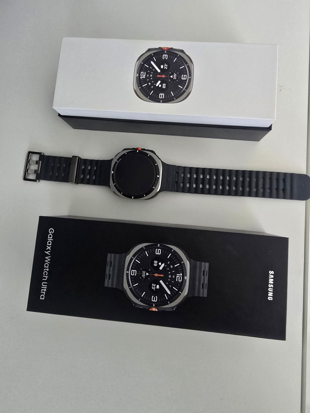 Samsung Galaxy Watch Ultra - Zo goed als nieuw, Sieraden, Tassen en Uiterlijk, Smartwatches, GPS, Zwart, Ophalen of Verzenden