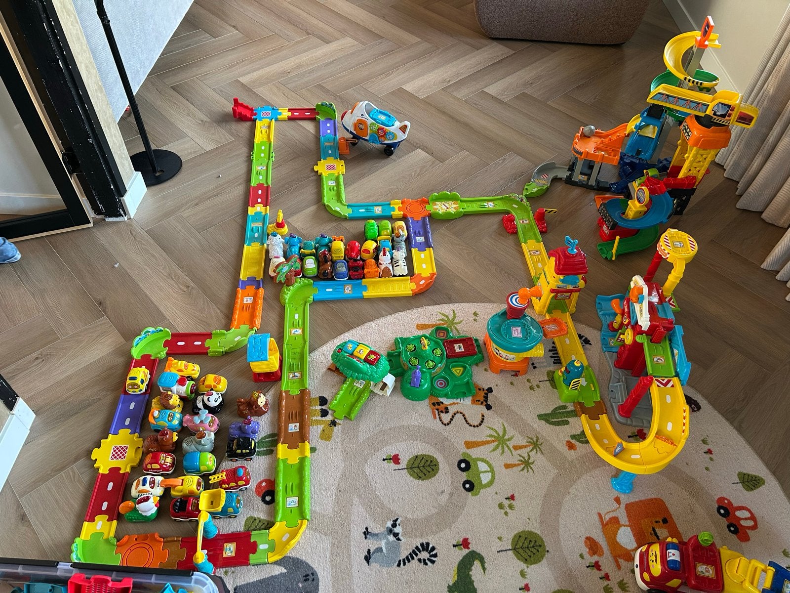 Grote VTech Toet Toet Auto's en Zoef Zoef Dieren collectie, Kinderen en Baby's, Ophalen, Gebruikt