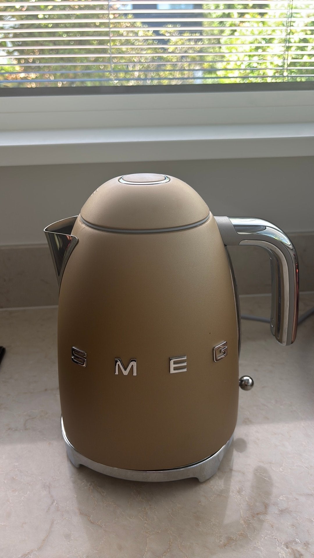 SMEG - waterkoker, 1 tot 2 liter, Ophalen, Gebruikt