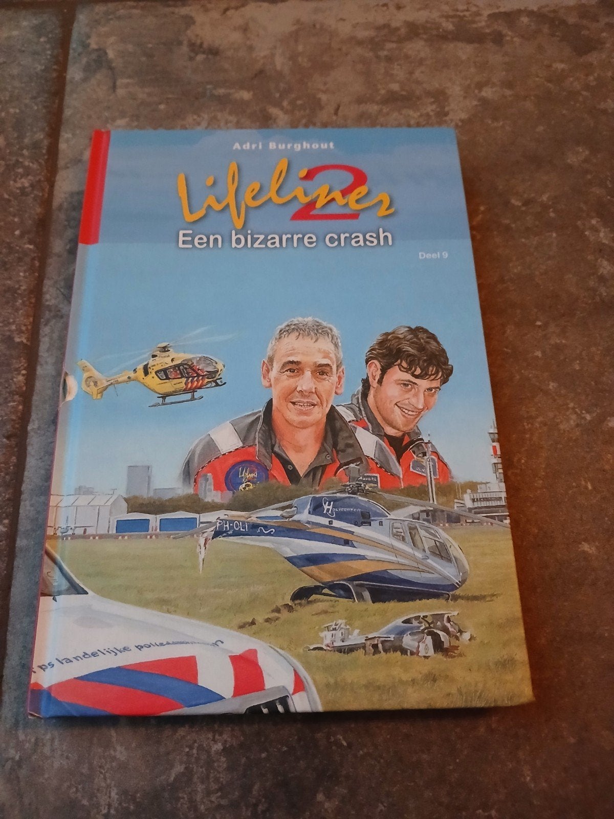 Adri Burghout - Lifeliner 2, Boeken, Ophalen of Verzenden, Zo goed als nieuw, Adri Burghout